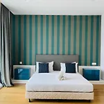 The Platinum Klcc By Victoria Home
